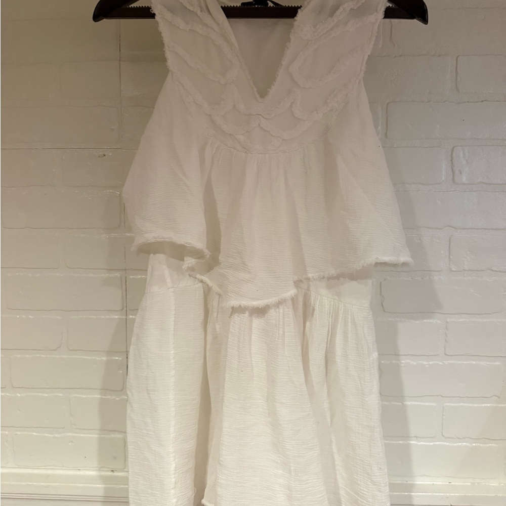 Perfect Beach Cover Up BCBGMaxAzria White Textured V-Neck Maxi Dress